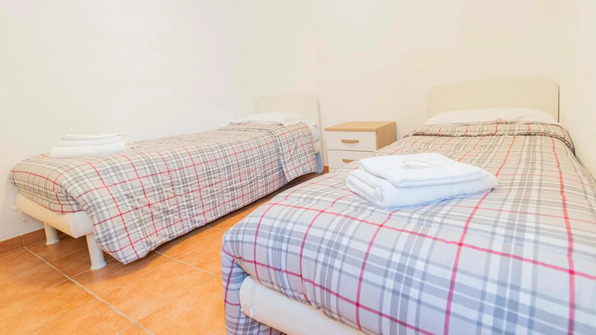 096 - Casa Al Borgo Cavi Di Lavagna, 150 Metri Dal Mare Apartment
